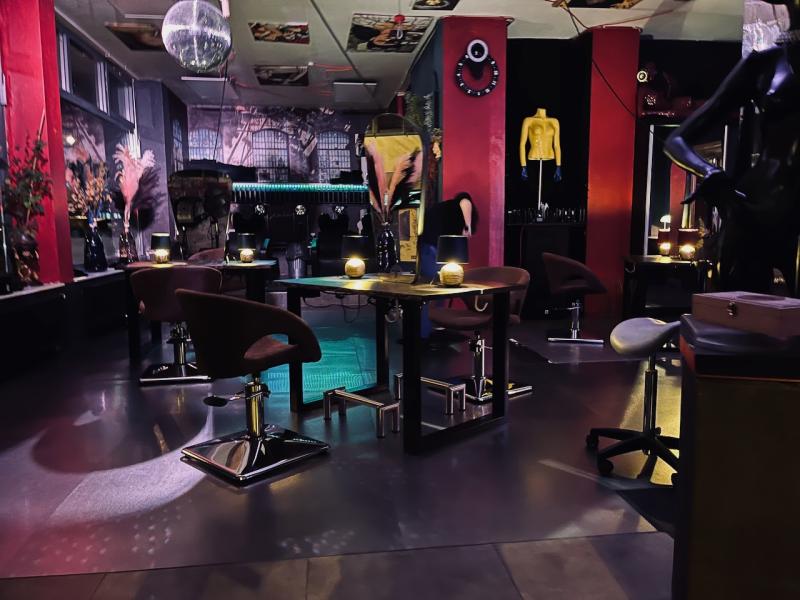 Club-Hair by Vincenzo Esposito in Offenbach Westend